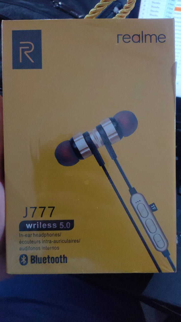سماعه ريلمي j777